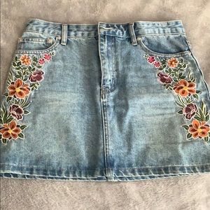 Women’s floral denim skirt